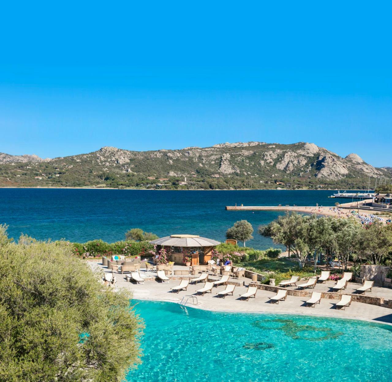 Hotel Cala Di Falco 4*